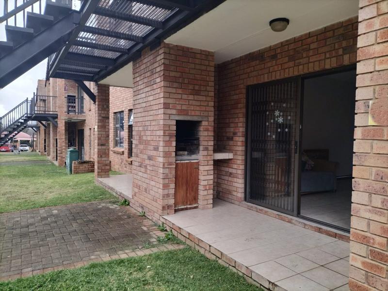 2 Bedroom Property for Sale in Pellissier Free State
